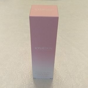 Kylie Skin Foaming Face Wash